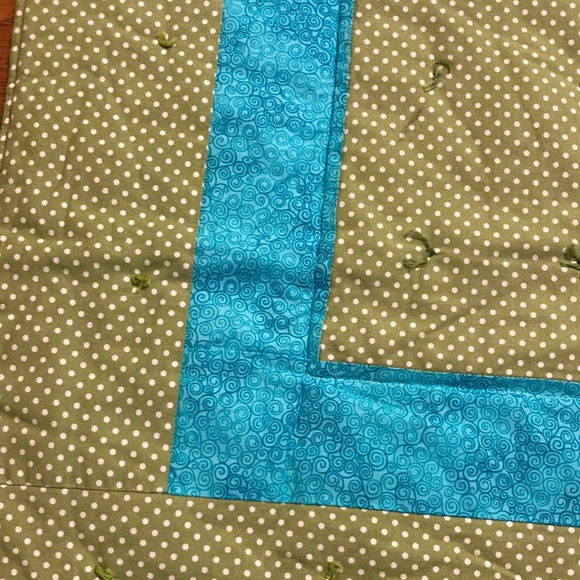 NOAHs ARK Animals Sports Themed Balls Dog Bones Polka Dots Quilt 30 x 44 in - Picture 6 of 10